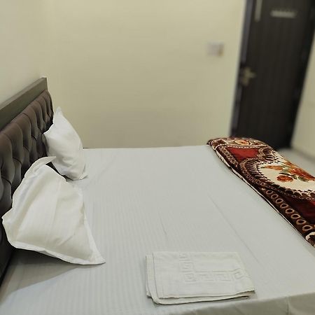 Hotel Dev International Khalilabad 외부 사진