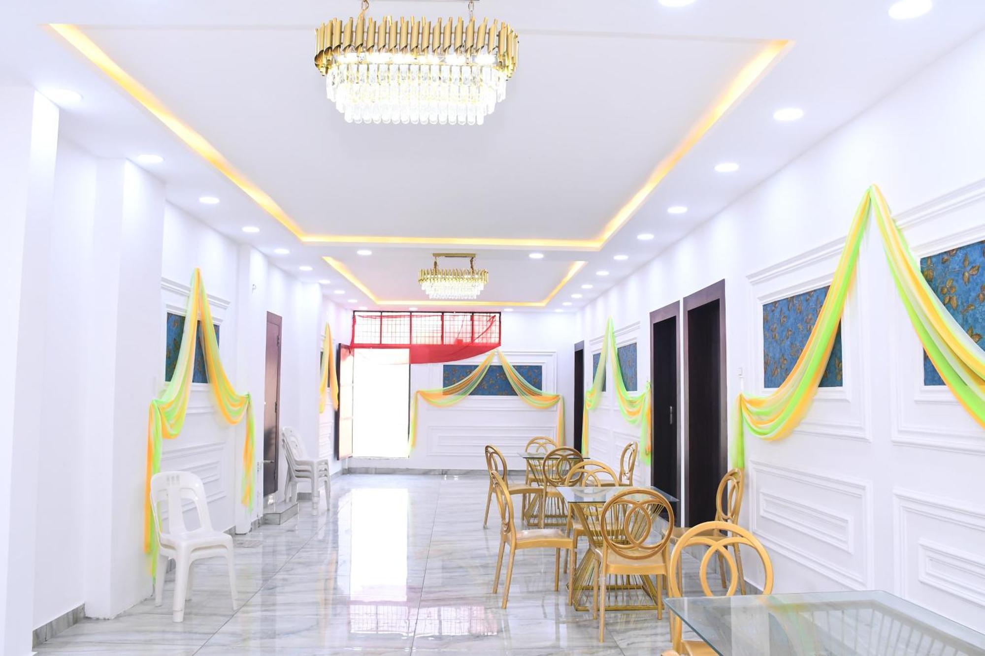 Hotel Dev International Khalilabad 외부 사진