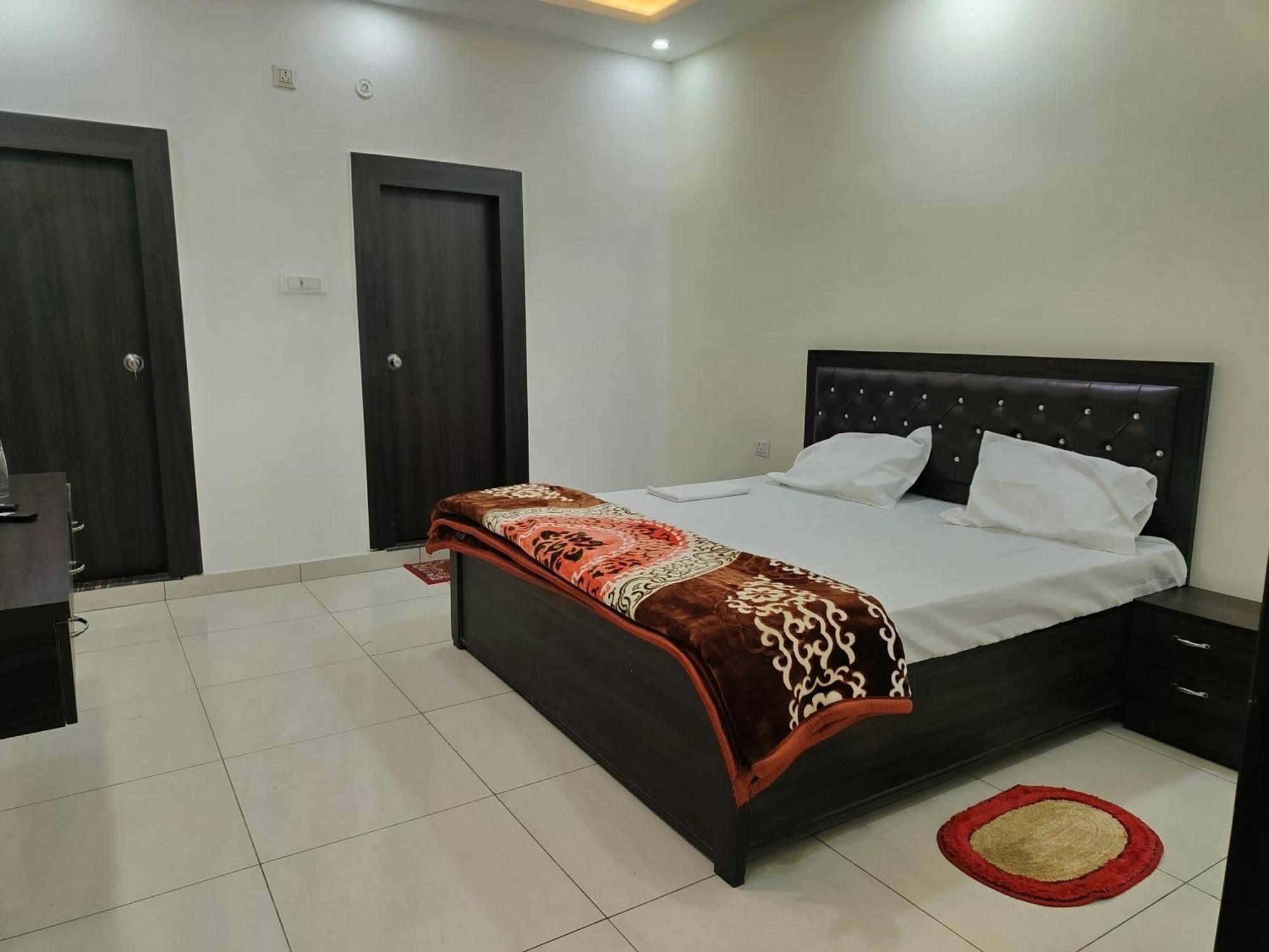 Hotel Dev International Khalilabad 외부 사진