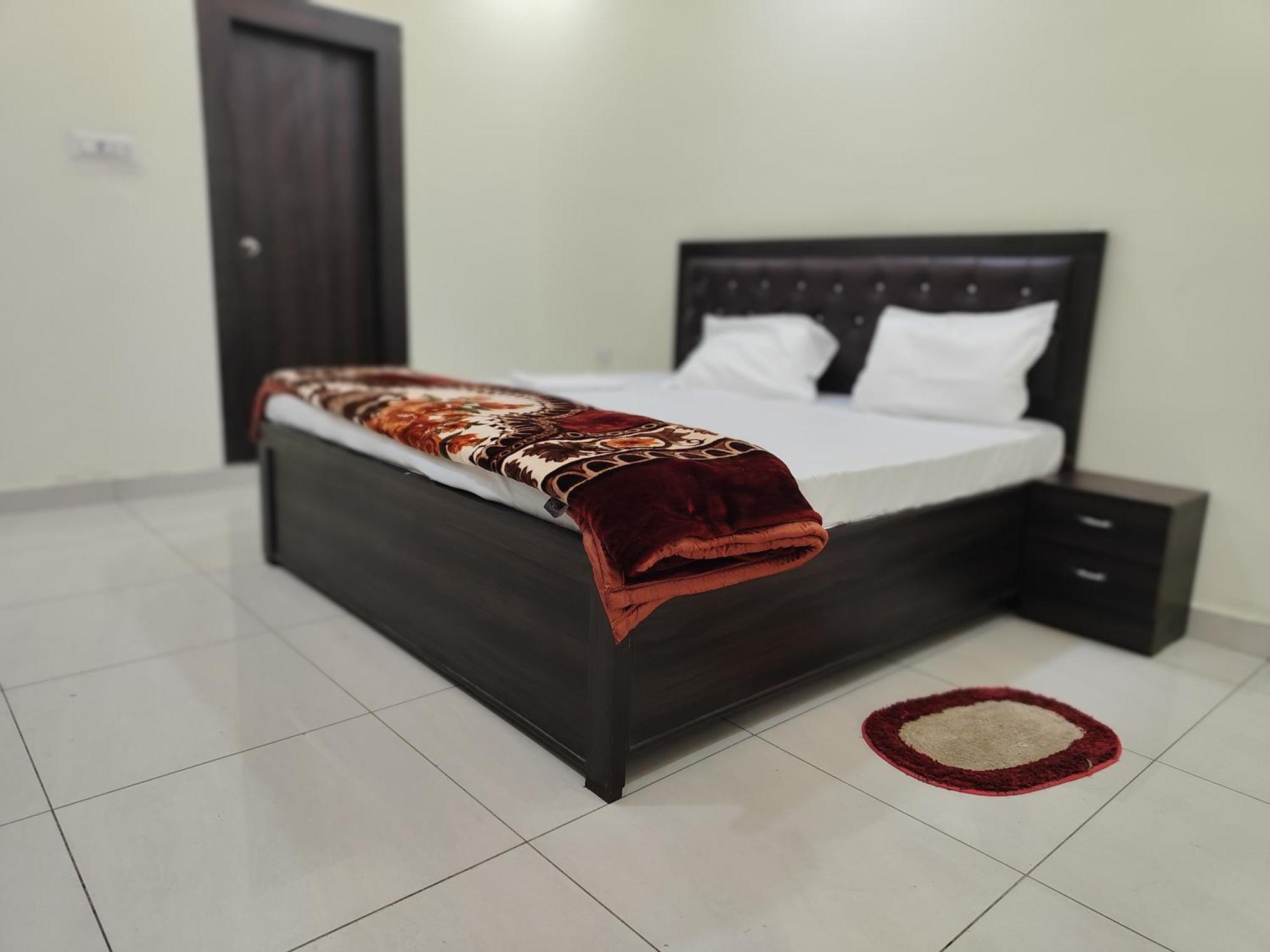 Hotel Dev International Khalilabad 외부 사진